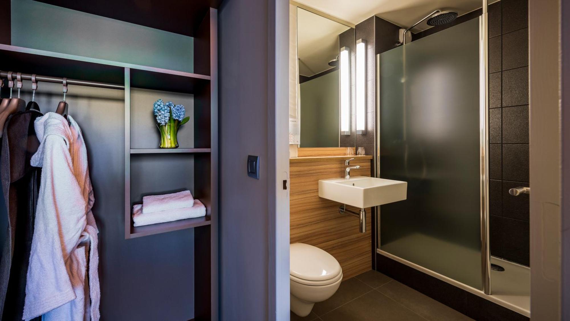 Standaard Kamer met 1 Queensize Bed