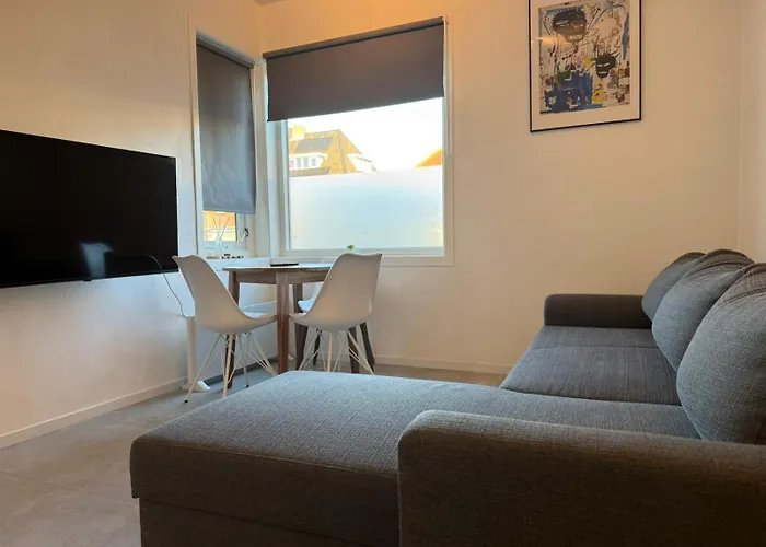 Stratum Apartment No Kitchen - By T&S